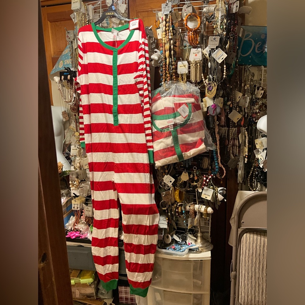 WONDERSHOP ONESIES Red White Green Holiday Stripe Union Suit PJ NEW PLUS SZ 1x3x - Picture 12 of 16